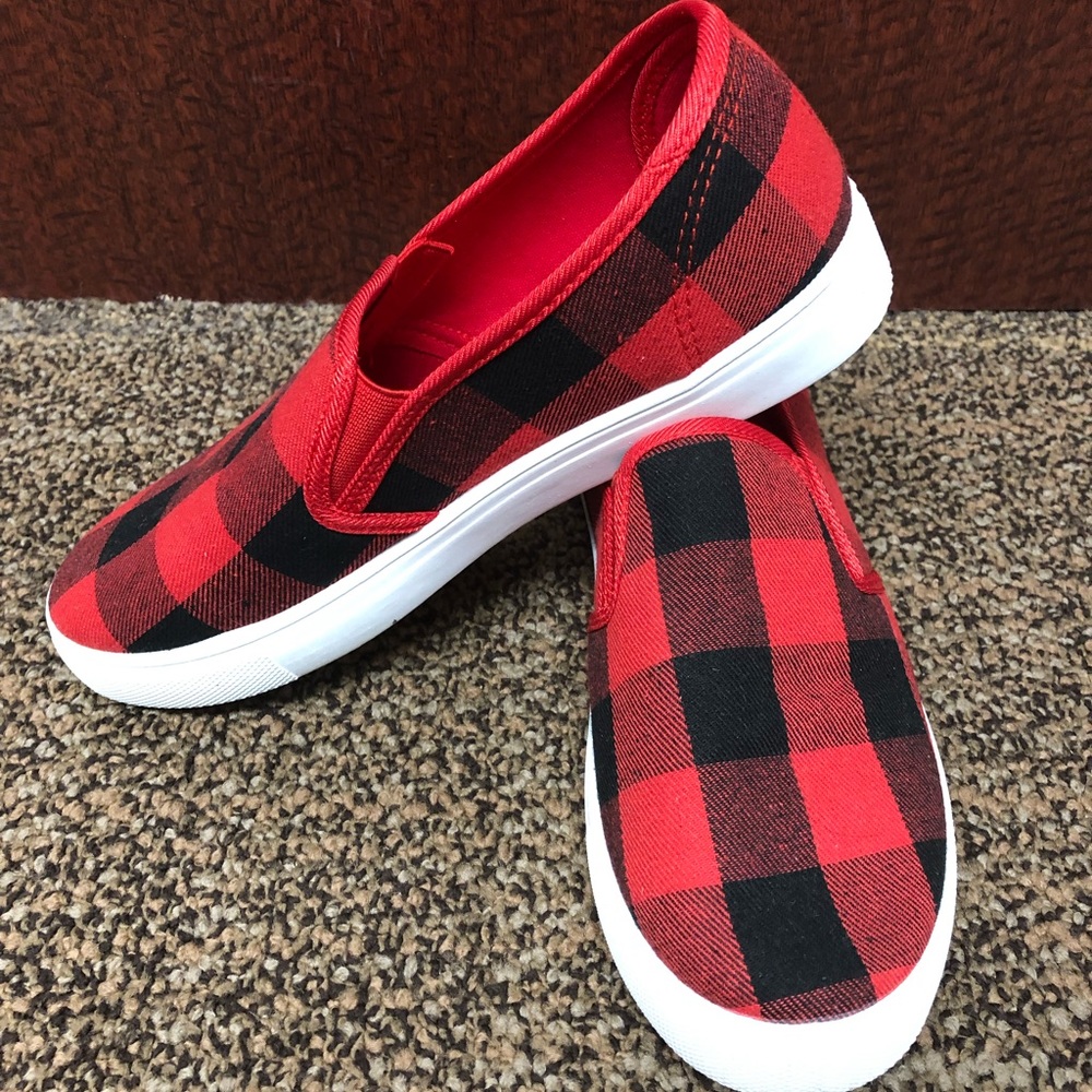 Cato Red & Black Buffalo Check Slip On Sneakers Size 7M